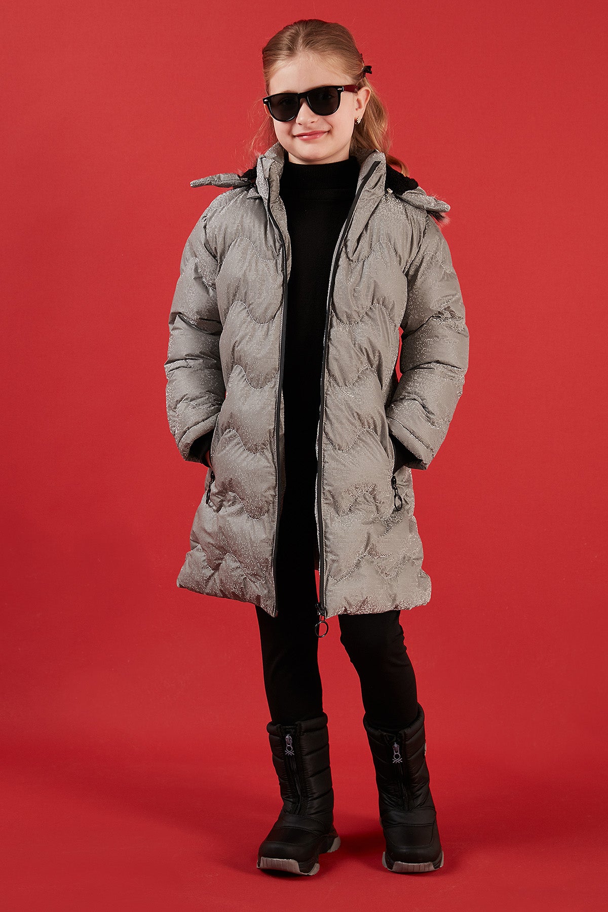 Lela Peluş Astarlı Yakası Suni Kürklü Çıkarılabilir Kapüşonlu Kışlık Kız Çocuk Mont 5761905 SILVER